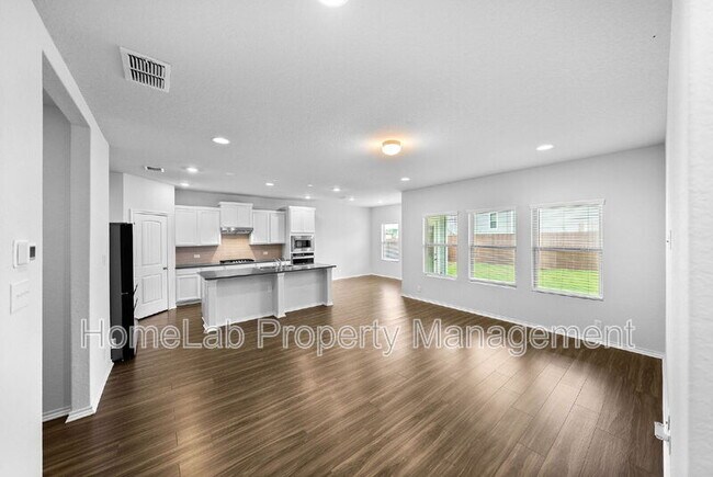 Building Photo - 6723 Shiraz Wy