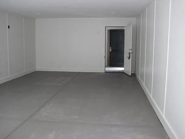 Building Photo - 6 Kirkland Ln