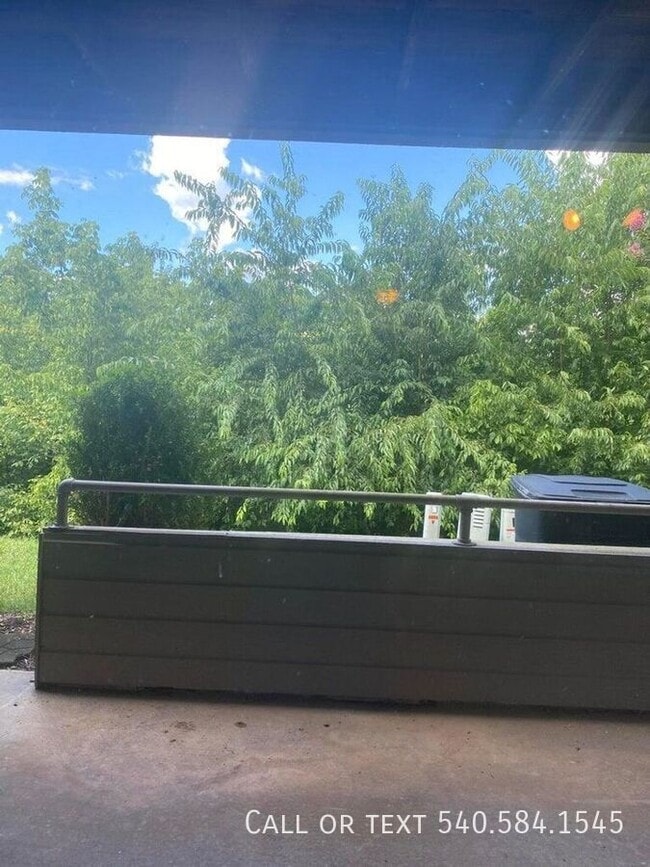 Building Photo - 4978 Hunting Hills Cir