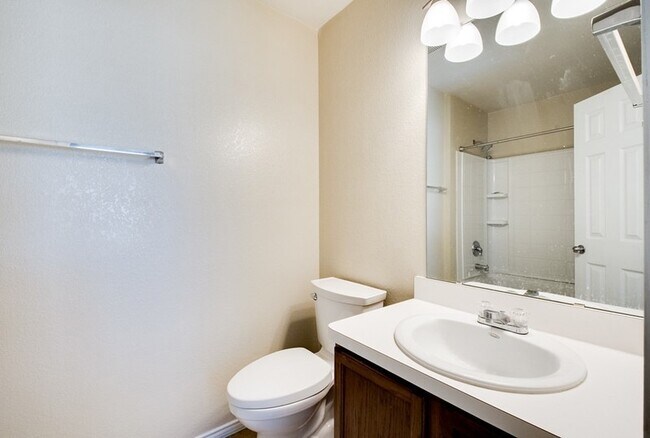 Building Photo - 4112 Macy Ln