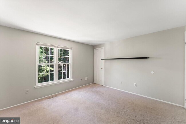 Building Photo - 6014 Martins Landing Ln