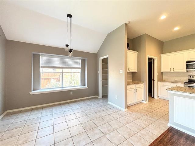 Building Photo - 3603 Applewood Rd