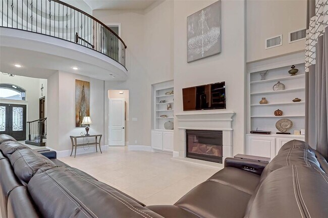 Building Photo - 17519 Galloway Forest Dr