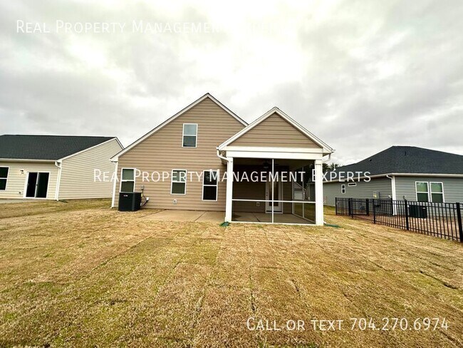 Building Photo - 8197 McCormick St