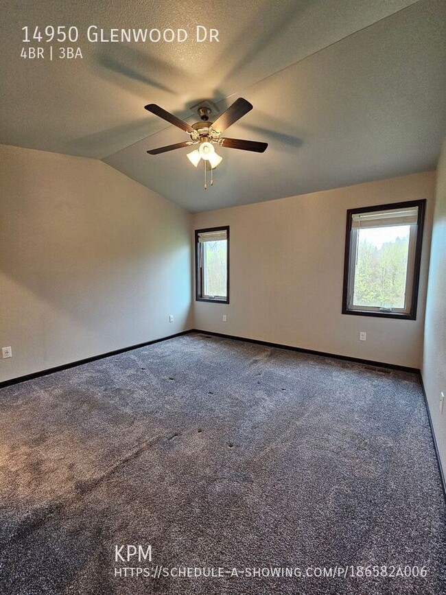 Building Photo - 14950 Glenwood Dr