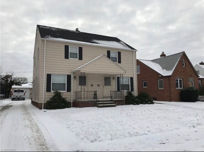 Primary Photo - 6105 Ackley Rd