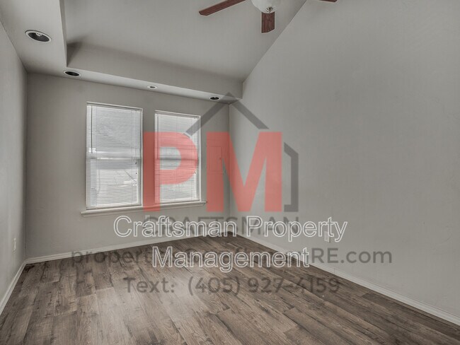 Building Photo - 1514 NW 18th St