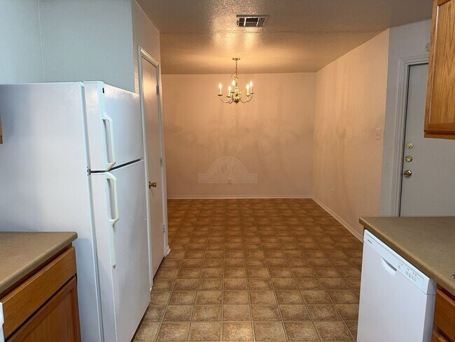 Building Photo - 5304 Lauren Lea Dr