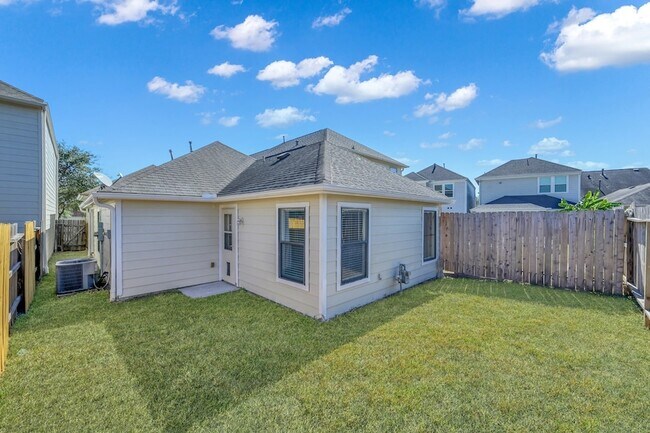 Building Photo - 29717 Buffalo Canyon Dr