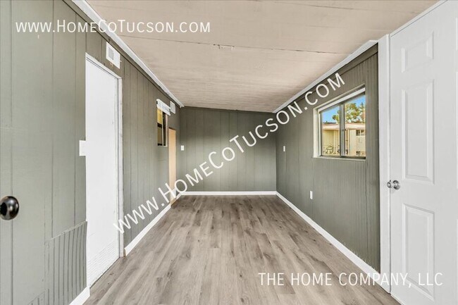 Building Photo - 5972 W Rafter Cir St