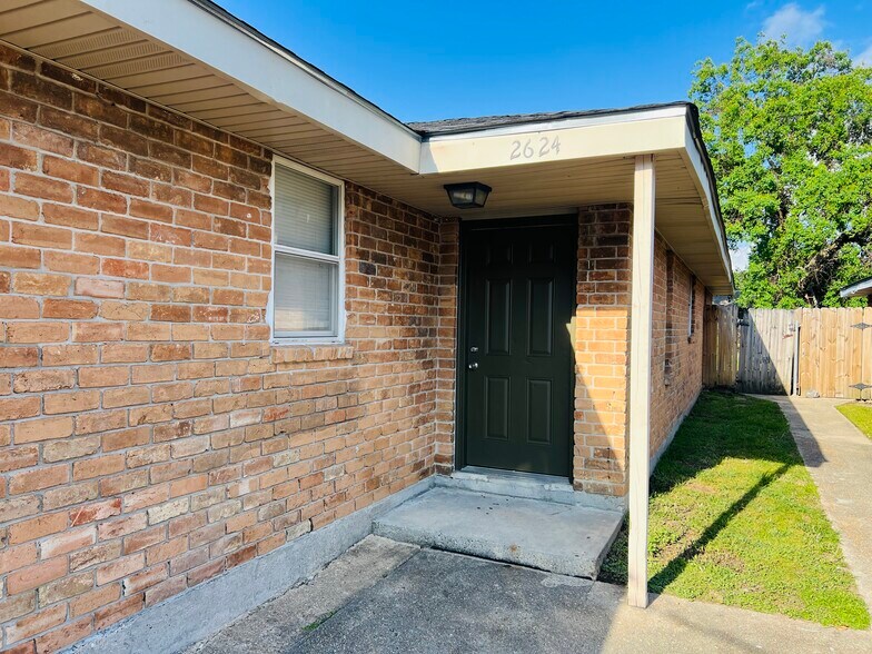 Primary Photo - 2624 Huntsville St