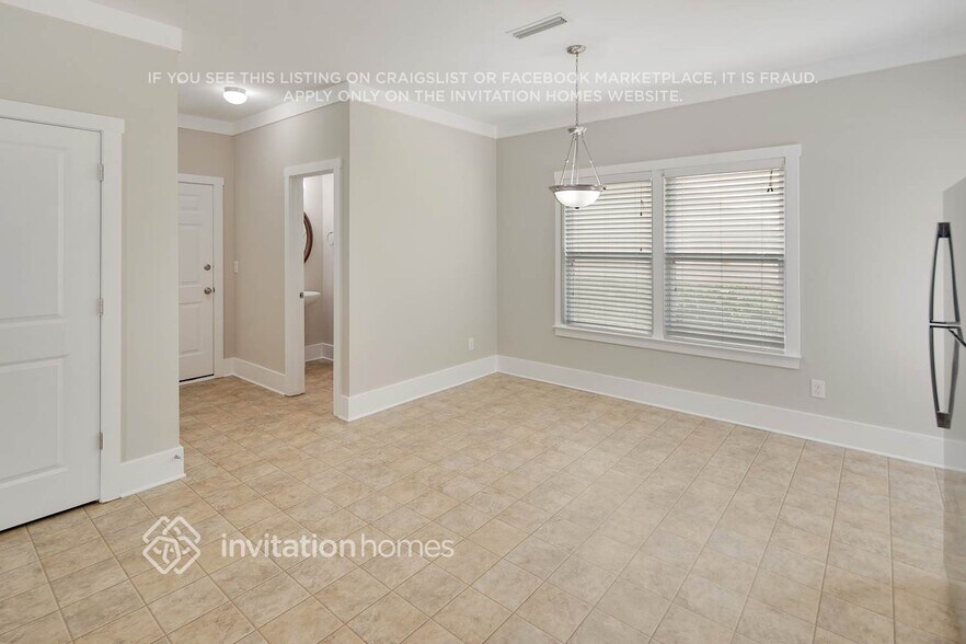 Building Photo - 117 Sheridan Ct