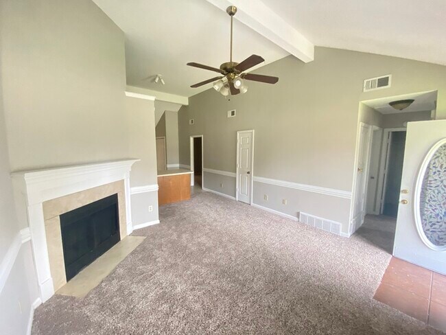 Building Photo - 5541 Oak Branch Cir - Available Now!