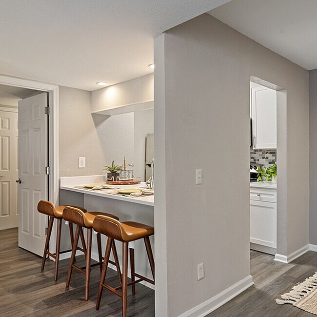 DSC_5067 - Central Pointe