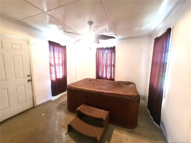 Building Photo - 972 Screech Owl Dr