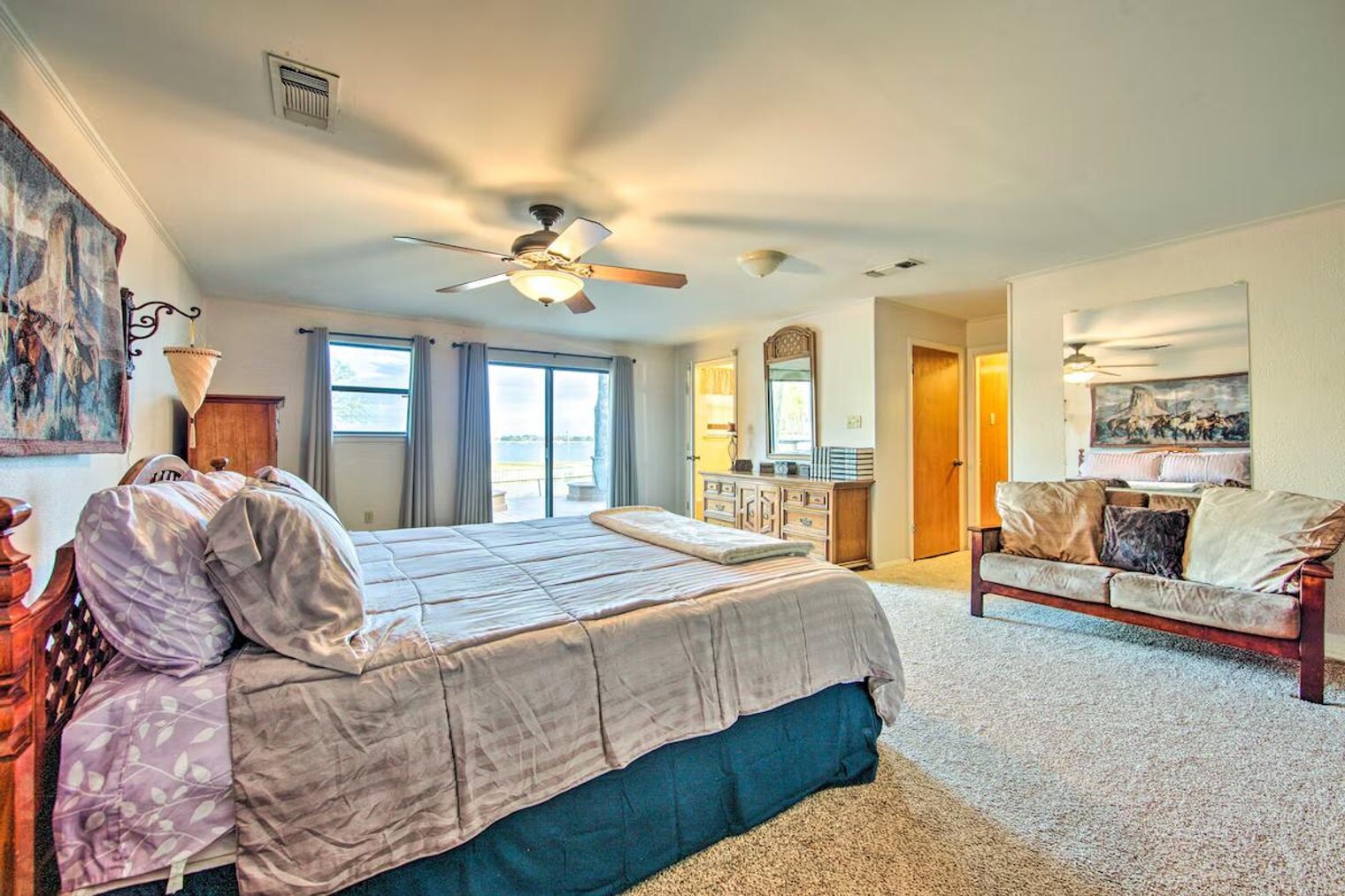 Building Photo - 928 Welch Ln