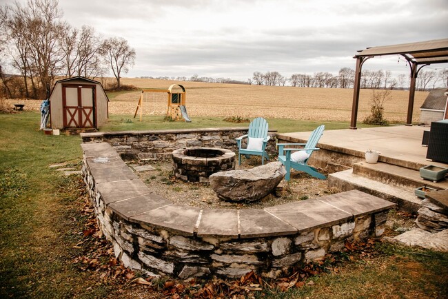 Building Photo - 2721 Maytown Rd