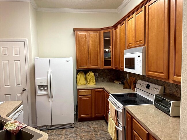 Building Photo - 12755 Mill Ridge Dr