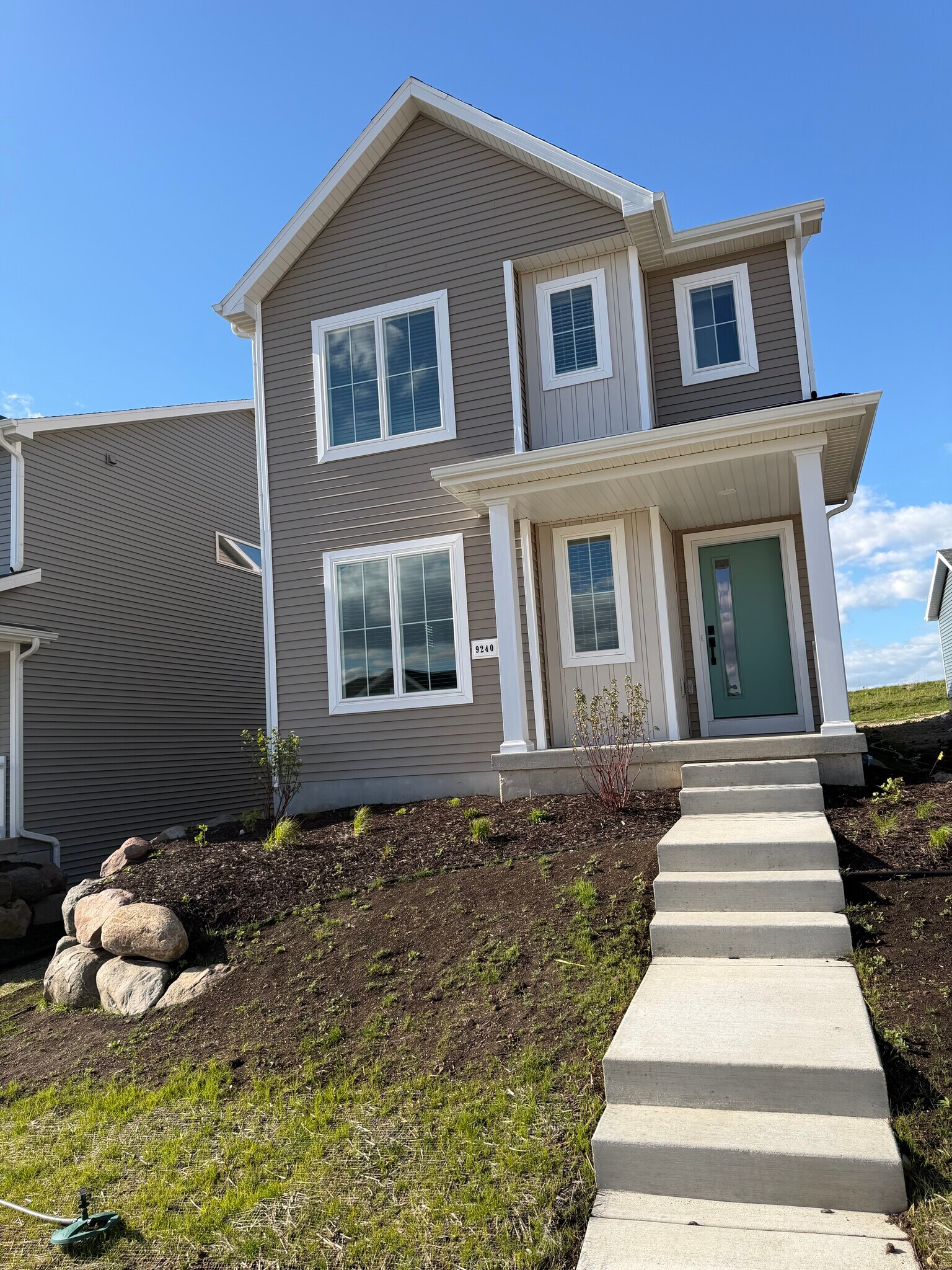Building Photo - 9240 Gentle Feather Rd