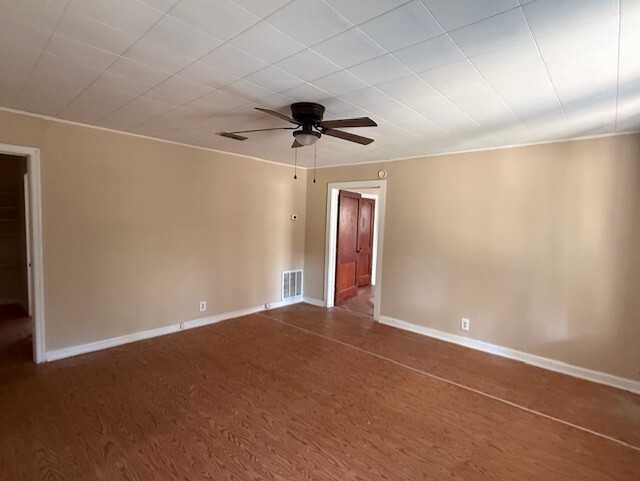 Building Photo - 1606 SW 2nd Dr