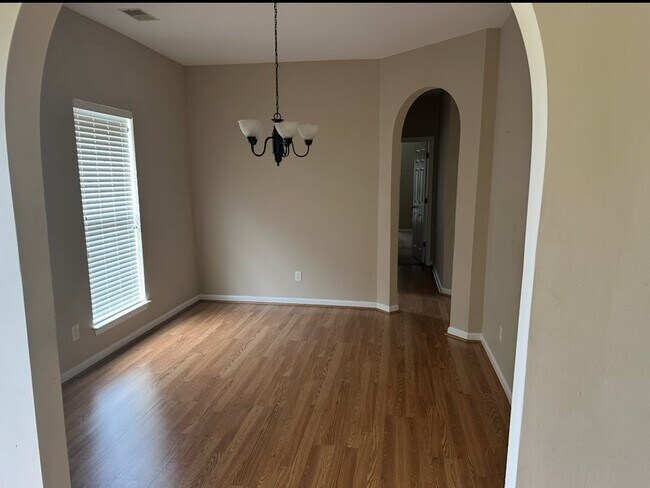 Building Photo - 6133 Letson Farms Dr