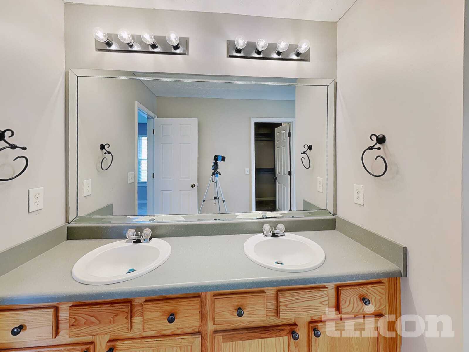 Building Photo - 3243 Deer Valley Dr NW