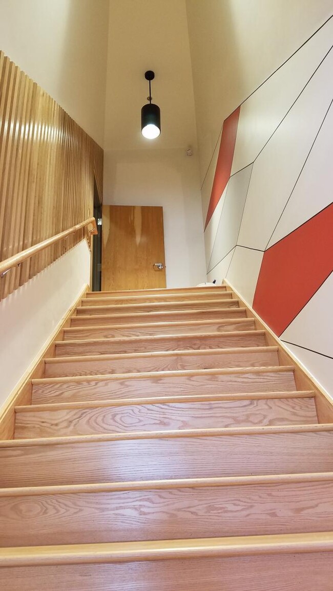 Building Photo - 2 bedroom in San Francisco CA 94115