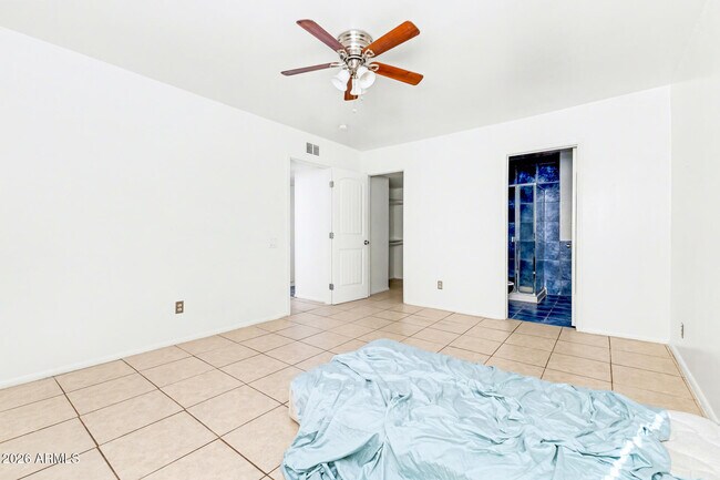 Building Photo - 6767 N 7th St