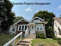 Building Photo - South Minneapolis Single Family Home, Fenc...