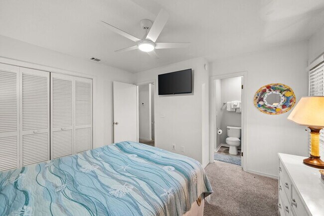 Building Photo - 133 W Leslie Ln