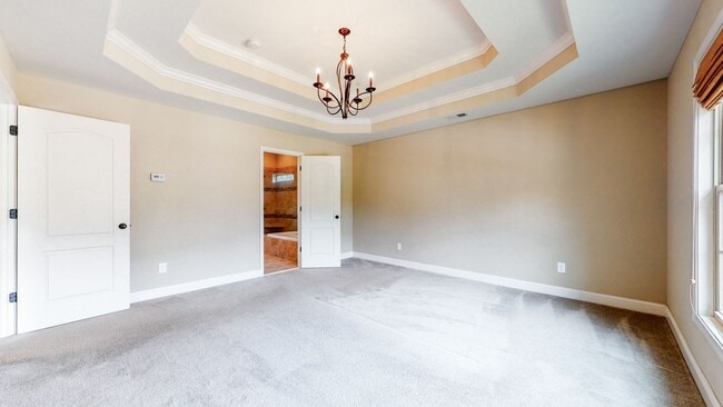 Building Photo - 802 Urton Woods Way