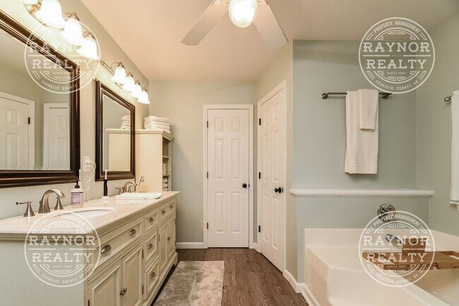 Building Photo - 7119 Wexford Woods Trail