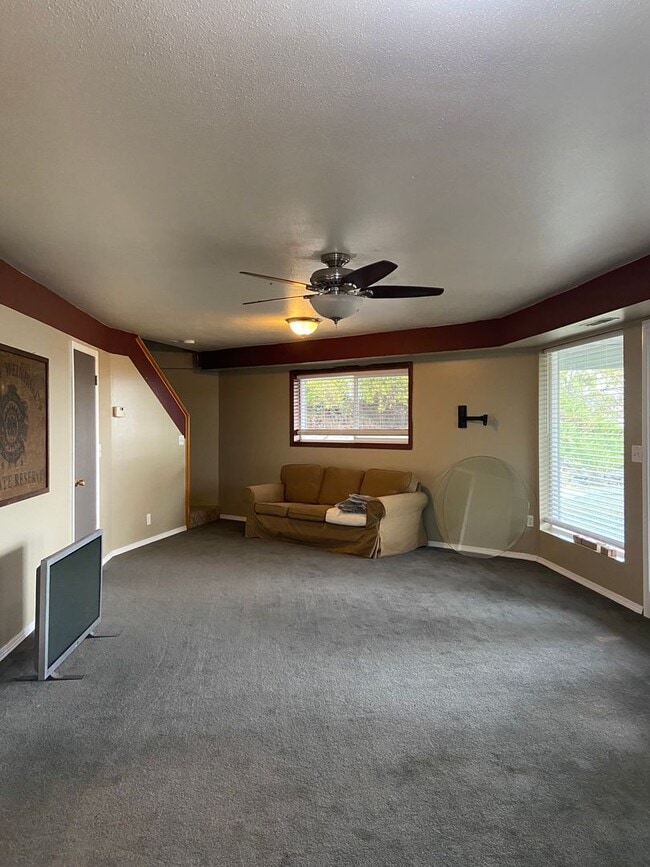 Building Photo - 2 Bedroom 1 Bath in The Dalles