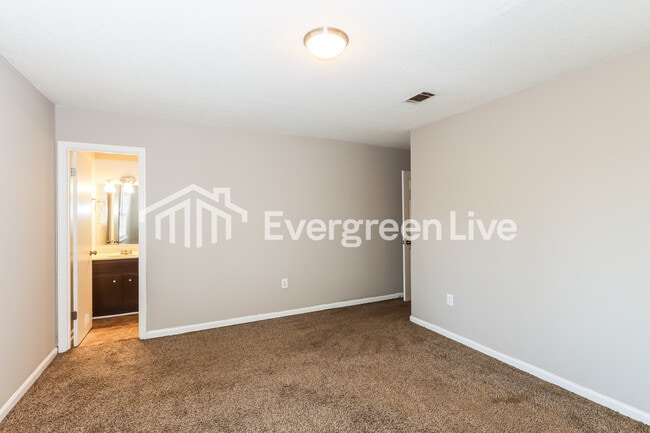 Building Photo - 3441 Gebhardt Ct