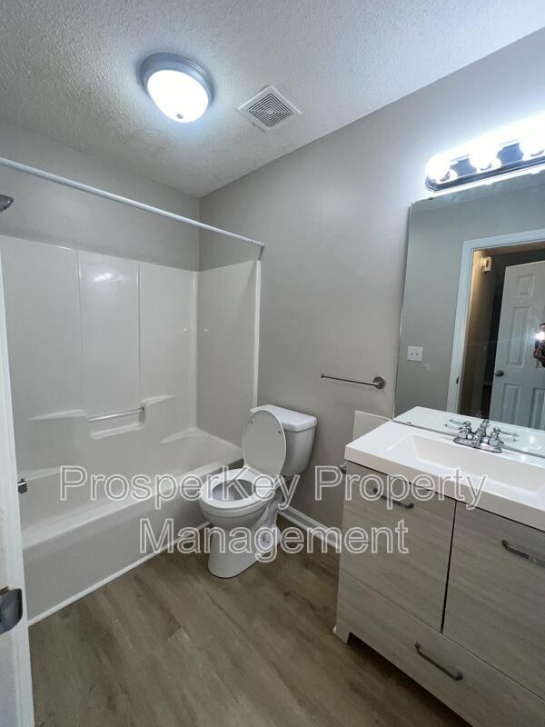 Building Photo - 6048 Buxton Dr