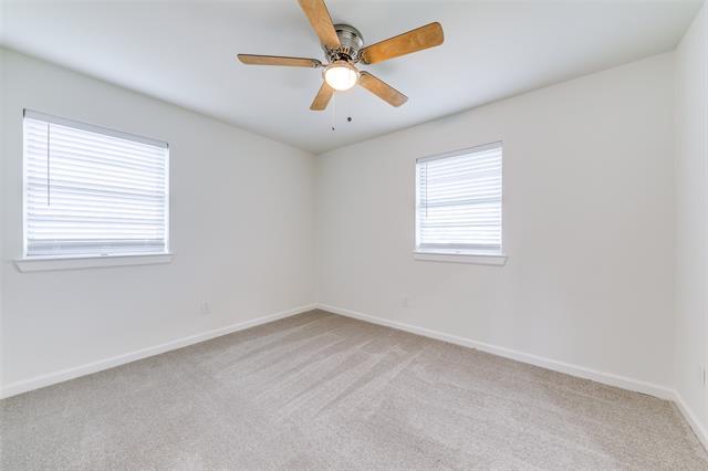 Building Photo - 2917 Dale Dr