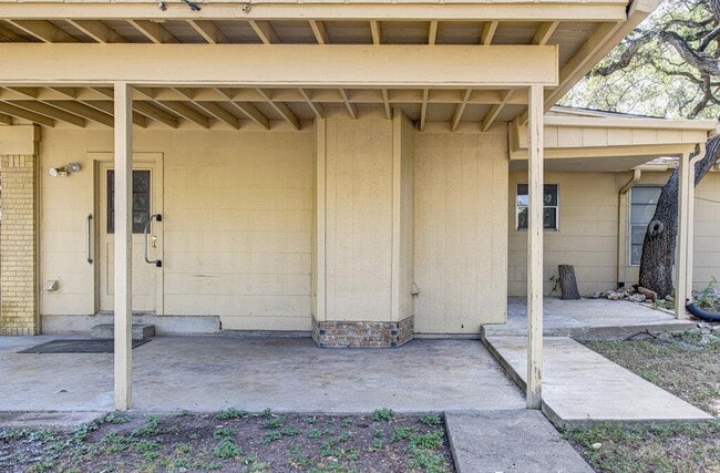Building Photo - 11408 Tedford St