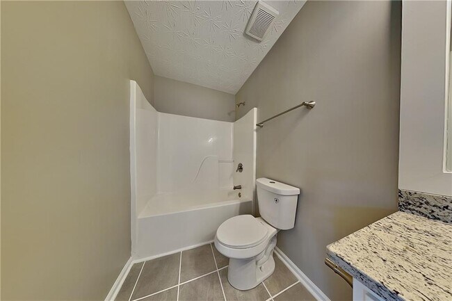 Building Photo - 2693 Austin Ridge Dr NE