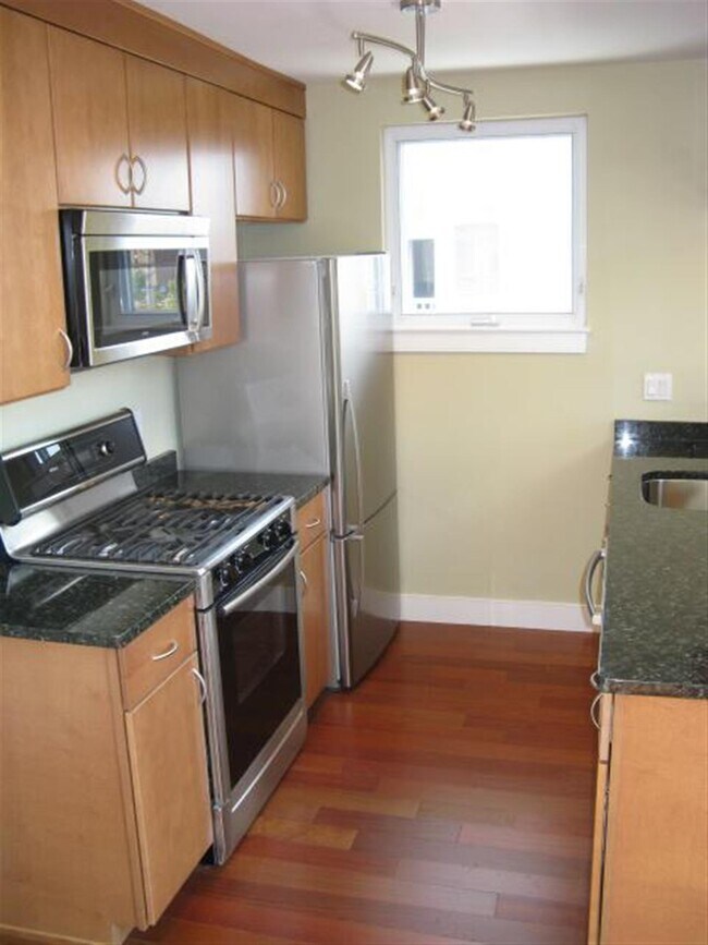 Building Photo - 27 Wheeler St