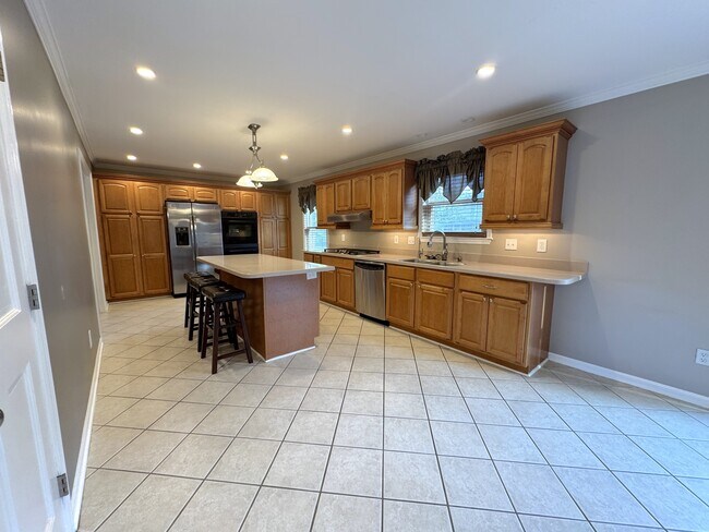 Building Photo - 5429 Bluebell Ct