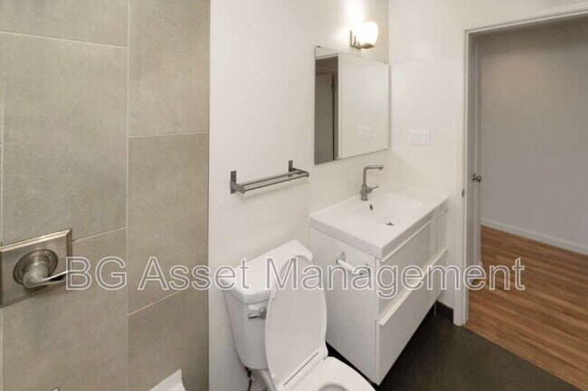 Building Photo - 50 Frey Pl