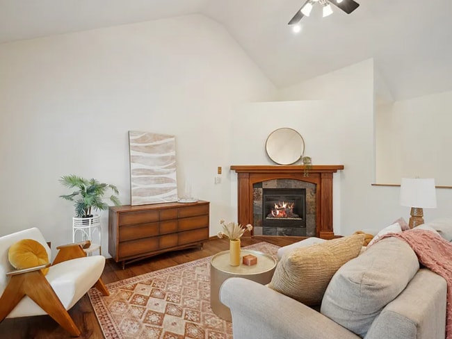 Building Photo - 4813 Sawyers Dr