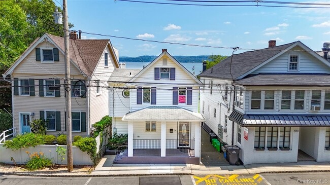 Building Photo - 595 Piermont Ave