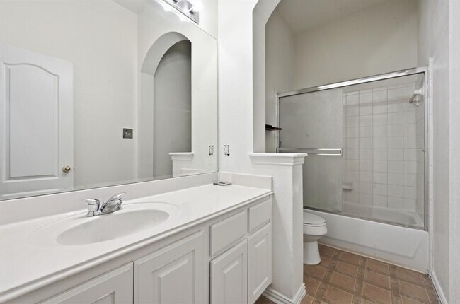 Building Photo - 1665 Amberwood Loop