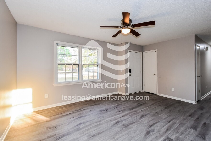 Building Photo - 101 Black Oak Rd