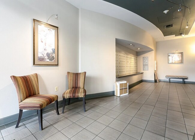 Building Lobby - 1620 NE Broadway St