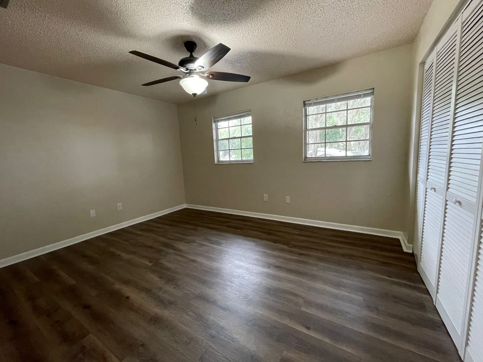 Room 2 - 1023 NE 2nd St