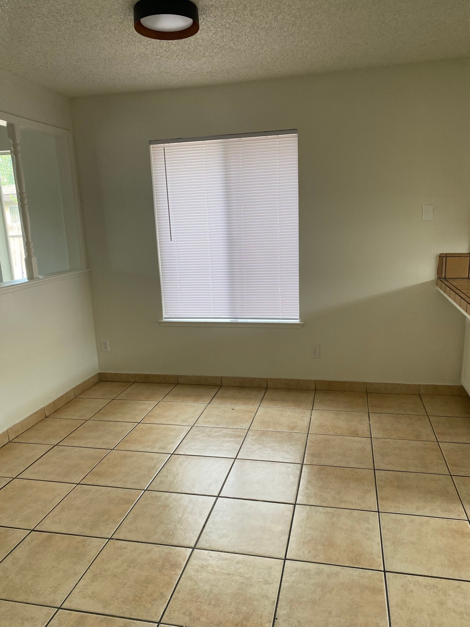 Building Photo - 3136 W Austin Way