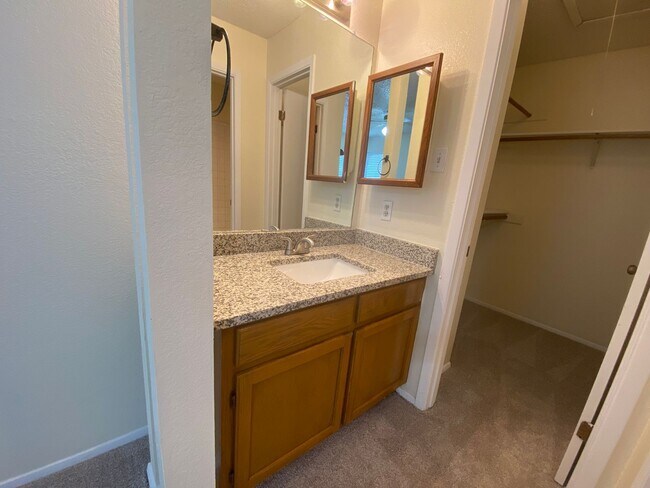 Building Photo - 12307 Deer Falls Dr