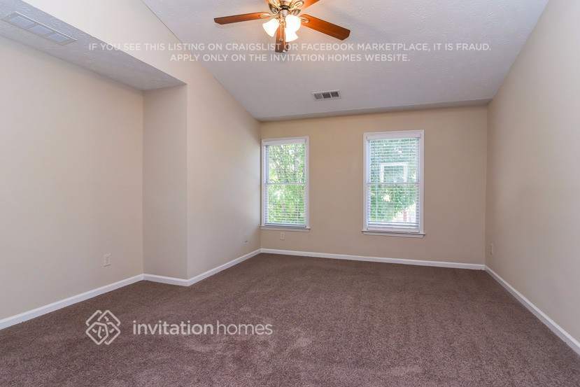 Building Photo - 4255 Ivy Run Cir